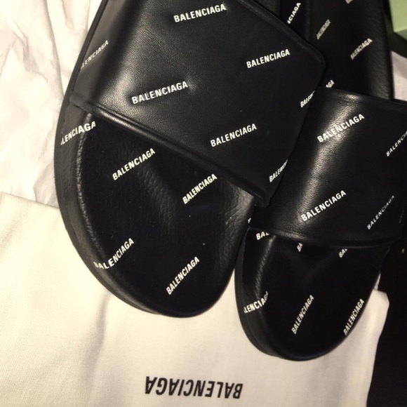 BALENCIAGA SLIDES - Picture 2 of 3